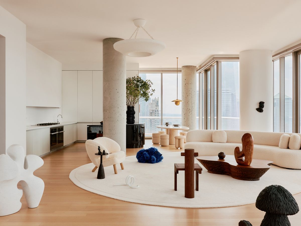 Tour Studiotwentyseven's Jenga Building art-filled apartment