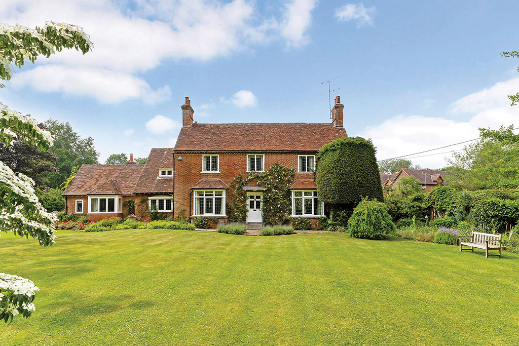House for sale with fishing rights: The Ford, Greywell, Hook, Hampshire.