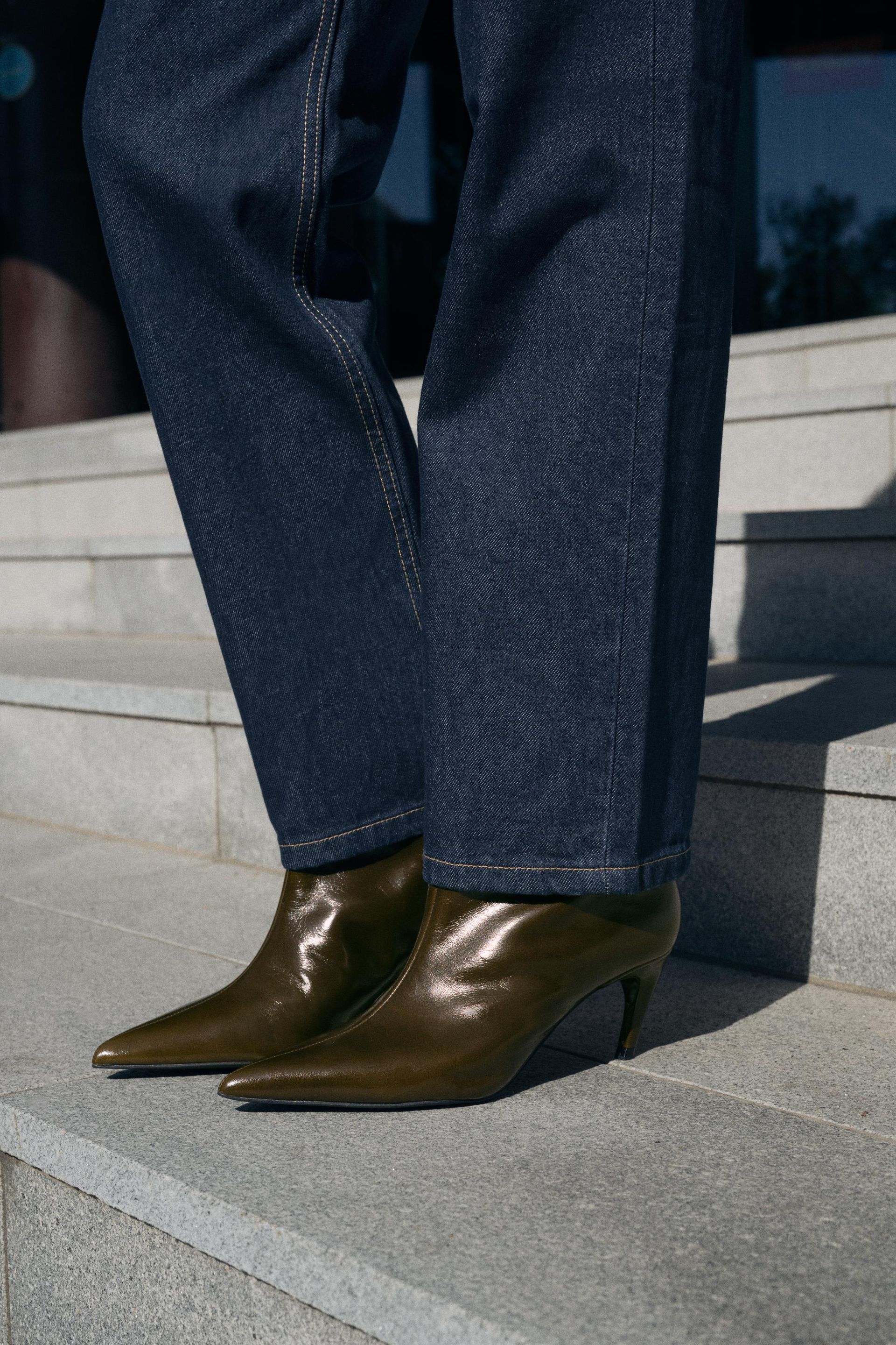Leather Curved Heel Ankle Boots