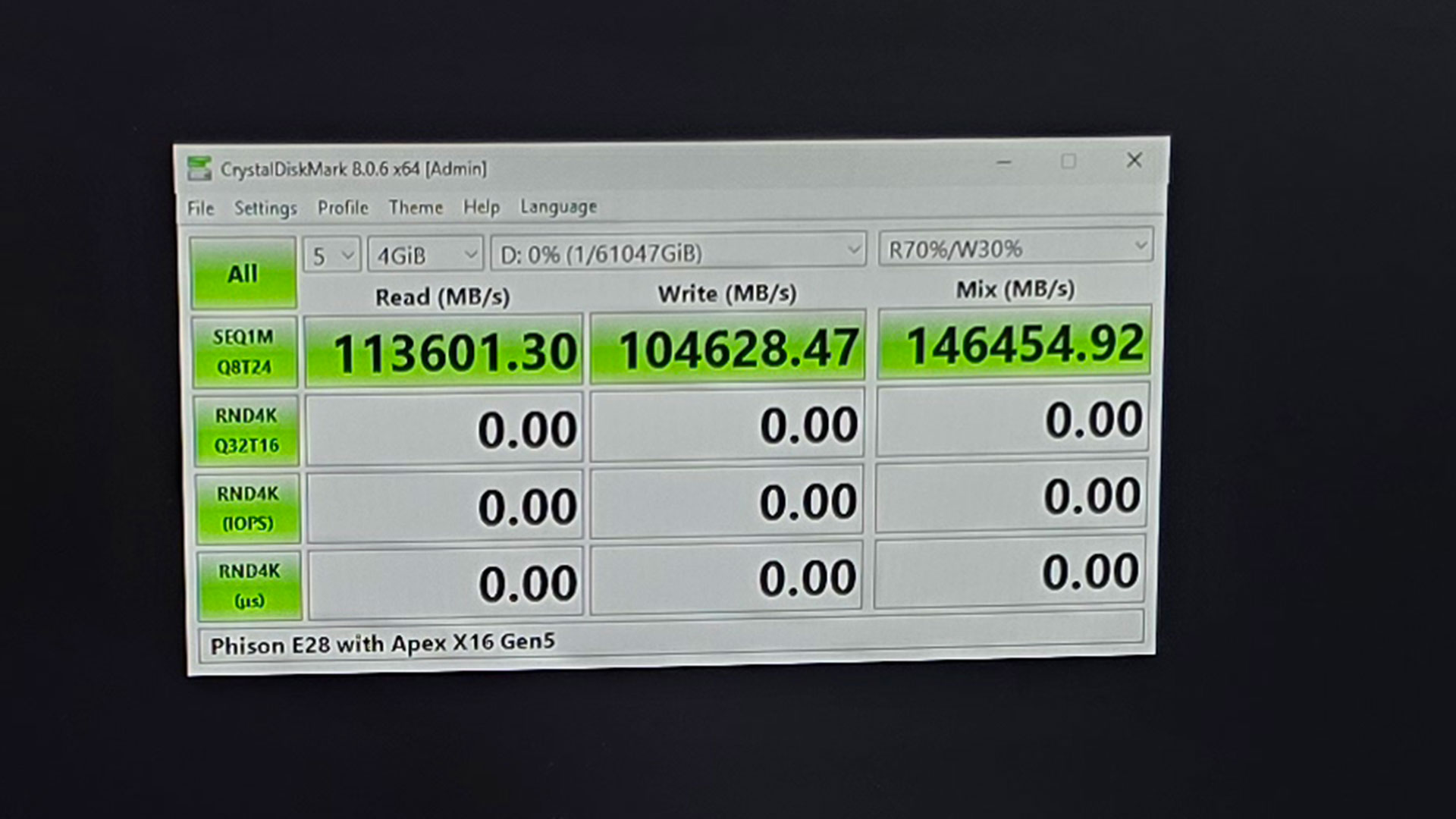 Phison's 113.6 GB/s Apex RAID demo at Computex