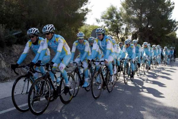 The Astana team training in Calpe