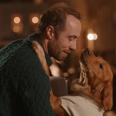 James Middleton and his golden retriever, Isla, recreated a scene from Love Actually in a video for the nonprofit Dogs Trust.