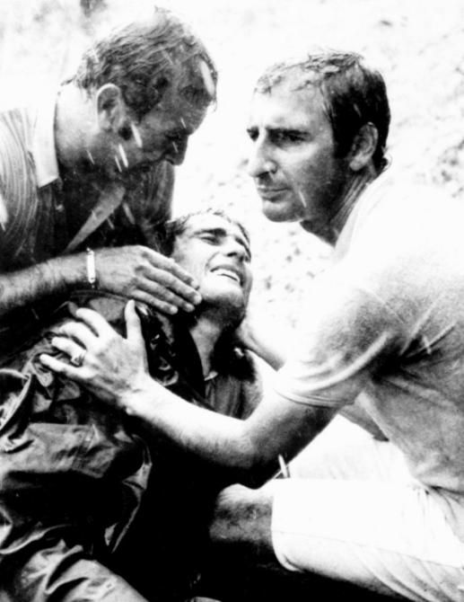 Luis Ocana crashed on the Col de Mente in the 1971 Tour de France.