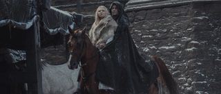 Geralt und Ciri reiten auf Roach in The Witcher Staffel 2
