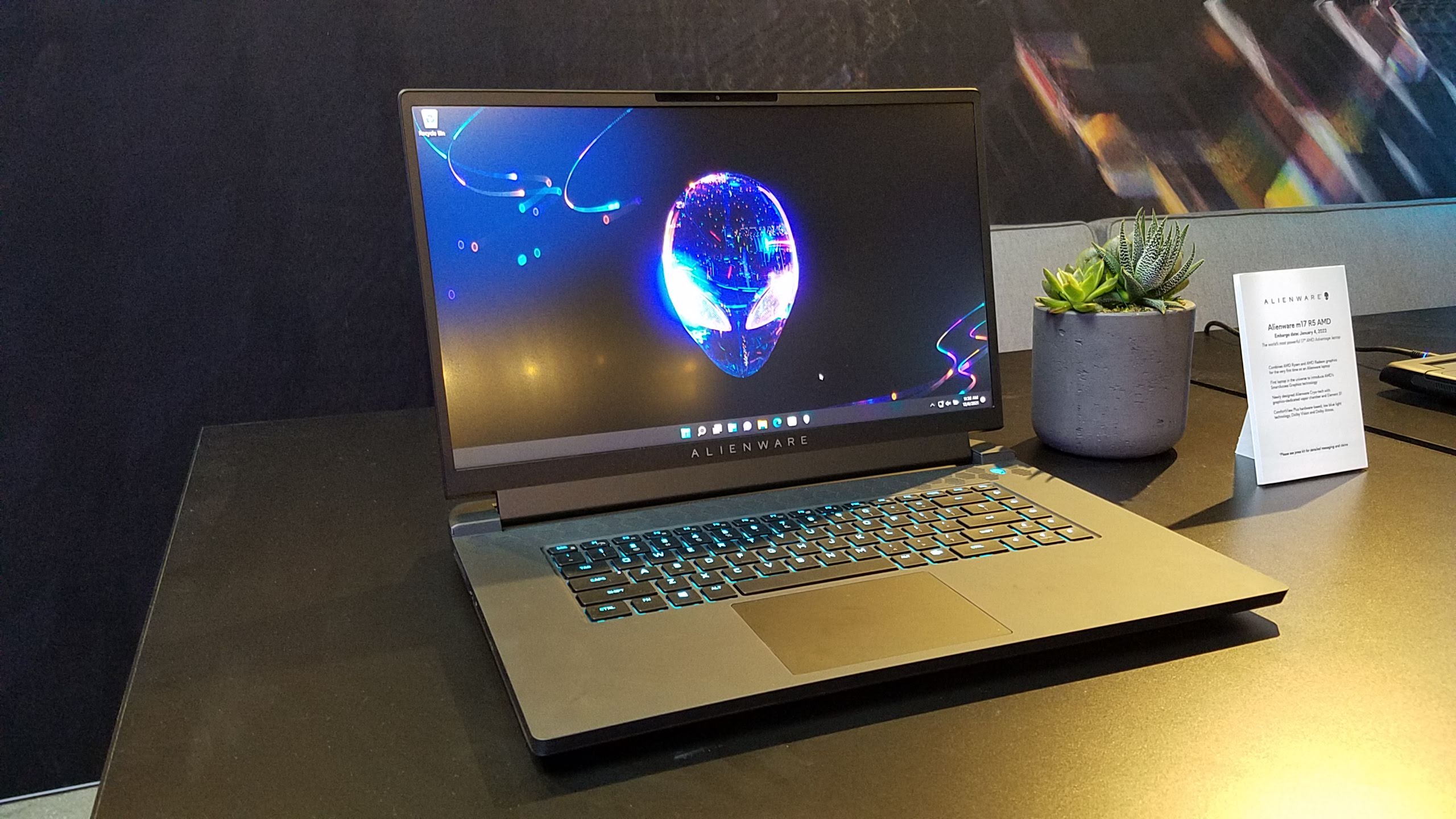 Alienware m17 R5 Ryzen Edition hands-on: One of the most