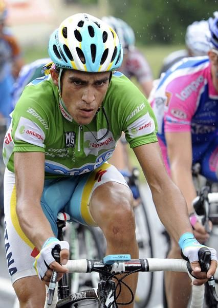Alberto Contador (Astana) rides in green as points leader.