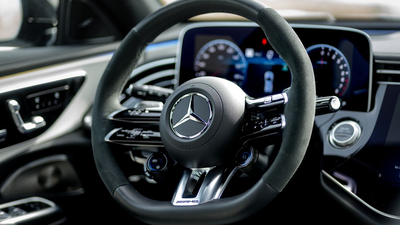 2026 Mercedes-AMG E53 Hybrid Wagon review.