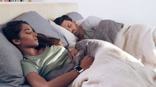 Fitbit Ionic couple in bed