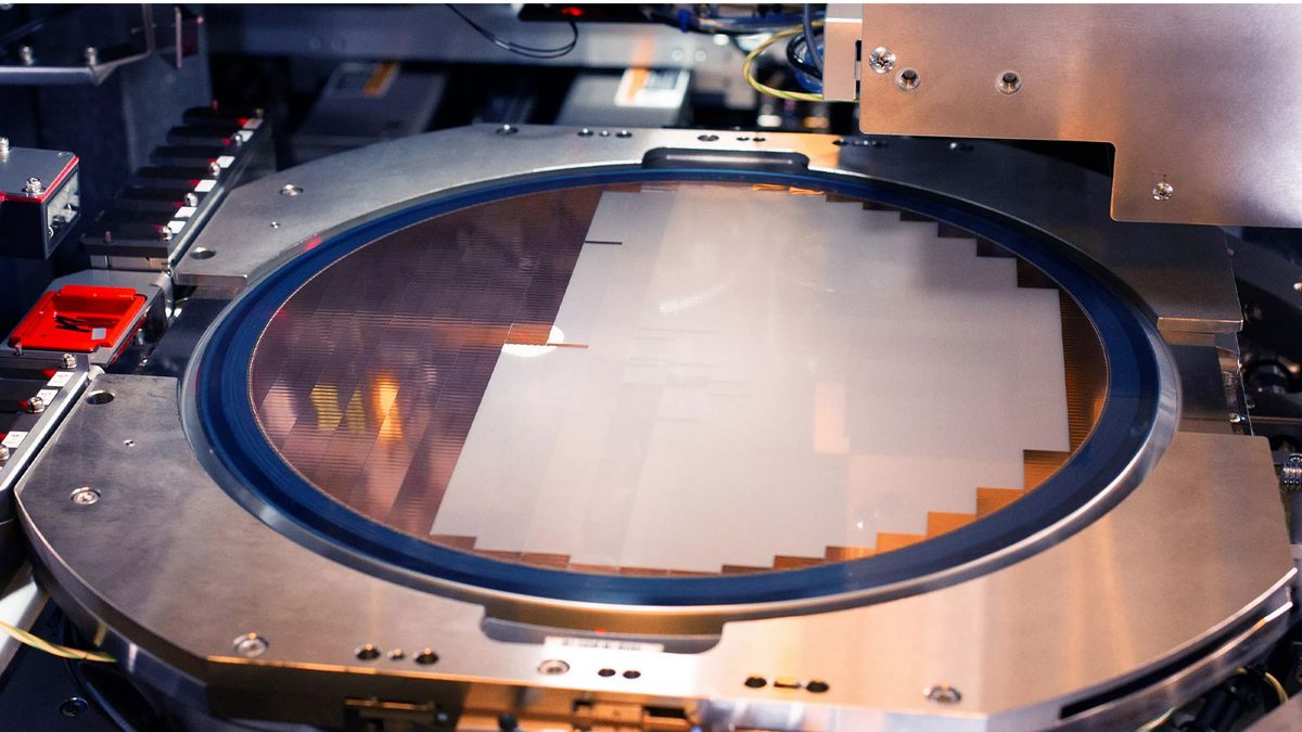 Intel displays tech to build extreme multi-chiplet packages 12 times the size of the largest AI processors, beating TSMC's biggest — floorplan the size of a cellphone, armed with HBM5, 14A compute tiles and 18A SRAM