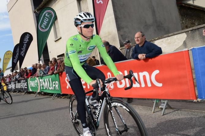 Points classification leader Gianni Meersman (Omega Pharma-QuickStep) heads to the sign-in stage