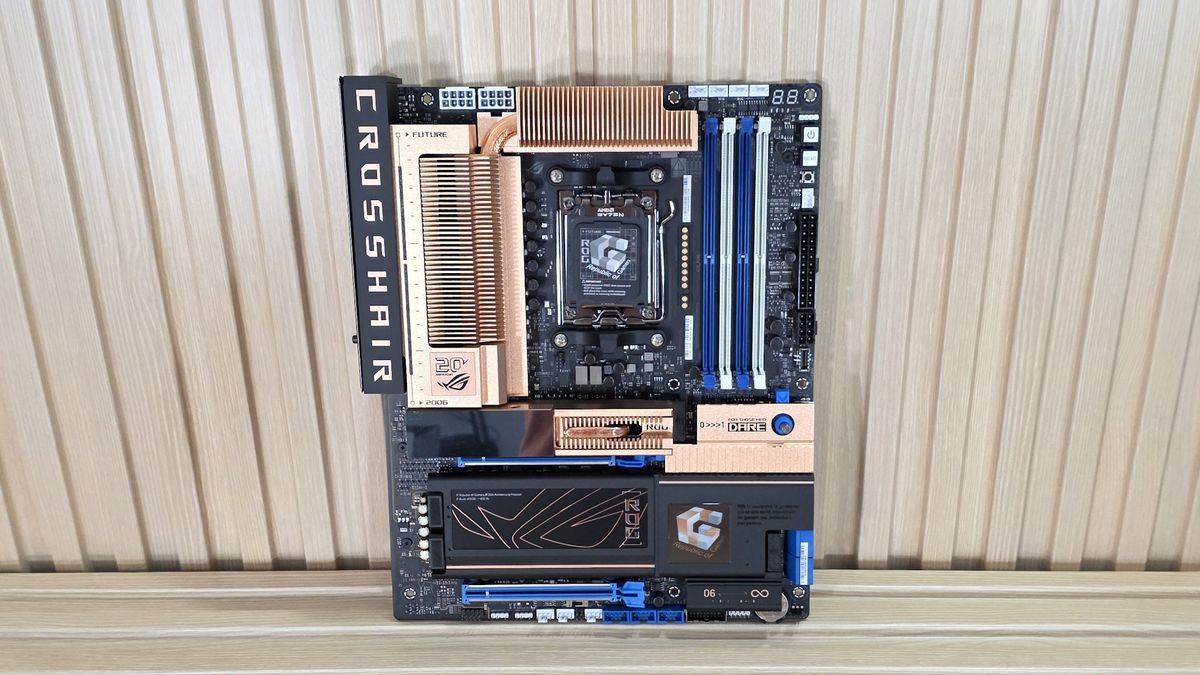 Asus ROG Crosshair 2006 - Board images