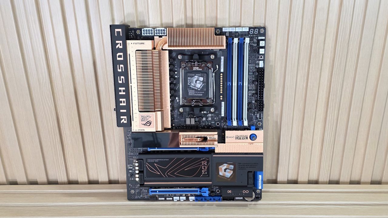 Asus ROG Crosshair 2006 - Board images
