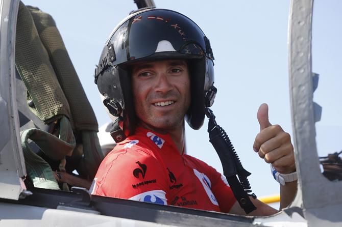 Alejandro Valverde (Movistar) takes the pilot's seat