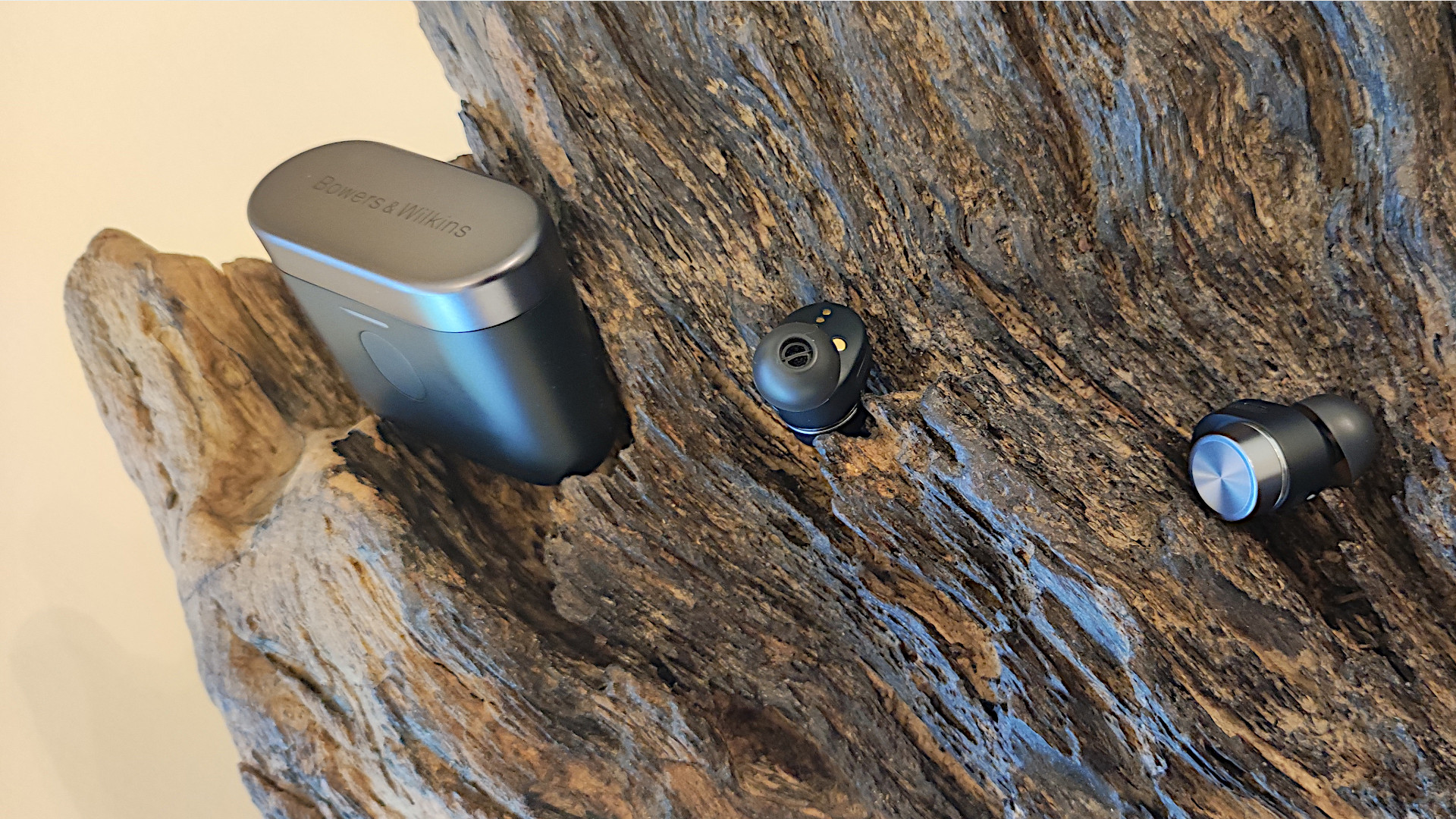 Bowers & Wilkins Pi7 S2