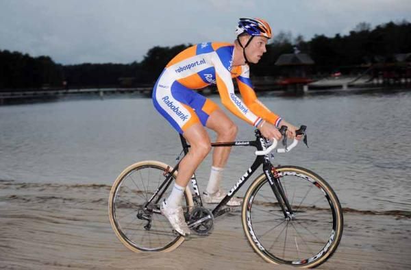 Lars Boom breaking free