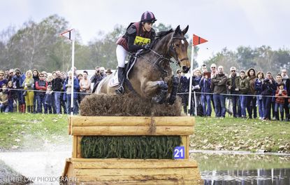 WEB-17-PAU-GBR-Bullimore-3421.jpg