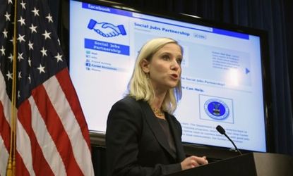 Facebook executive Marne Levine announces the company's partnership with the Labor Department Thursday: A Facebook page will aggregate job information and sites.
