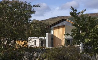 Front view of remote Scottish Highland home designed by WT Architecture