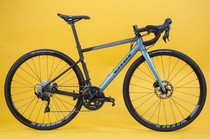 Vitus zenium carbon disc road bike sale