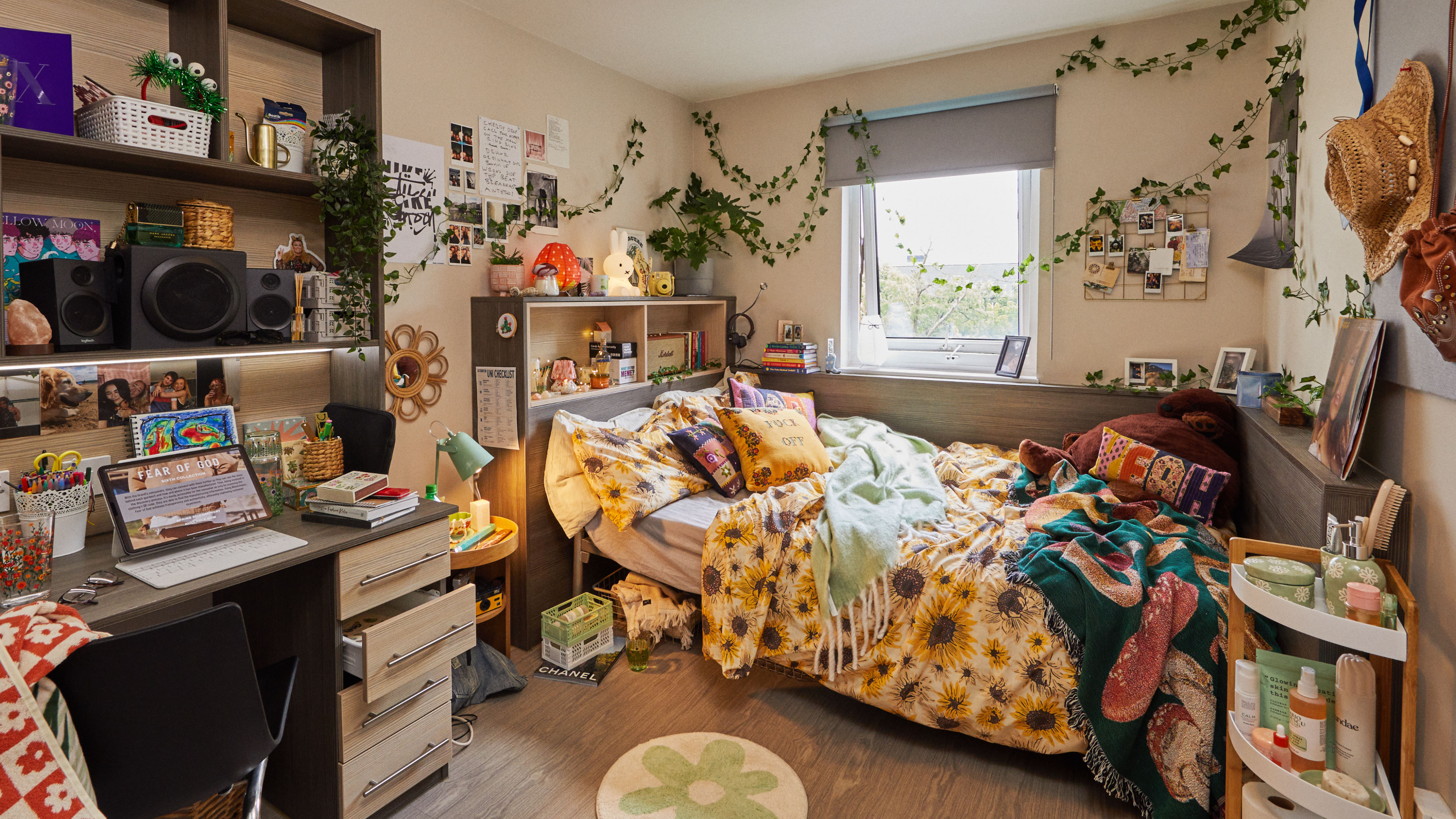 15 uni room essentials I couldn\'t have lived without | Ideal Home