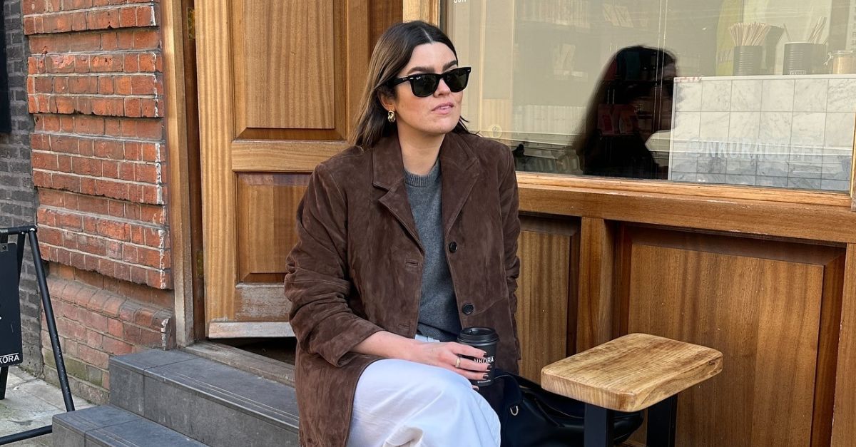 5 Autumn White Jean Outfits to Copy All Season