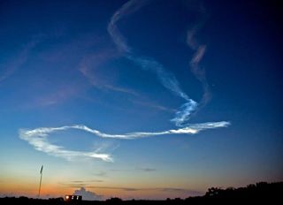 NASA: Pretty Post-Shuttle Launch Clouds Not Likely Tonight