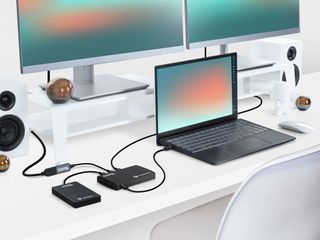Plugable Thunderbolt 4 Docking Cables