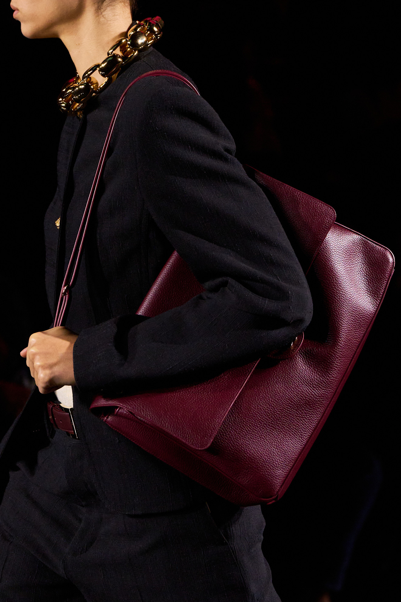 Chanel fall/winter 2026 runway bag detail slouchy bag