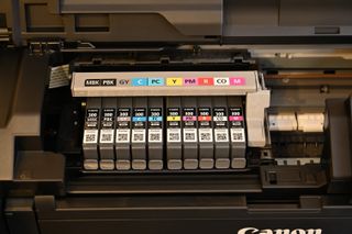 With the print head installed, you can insert the ten individual cartridges. These include nine 14ml pigment-based ink cartridges and one 14ml ‘chroma optimizer’ cartridge.