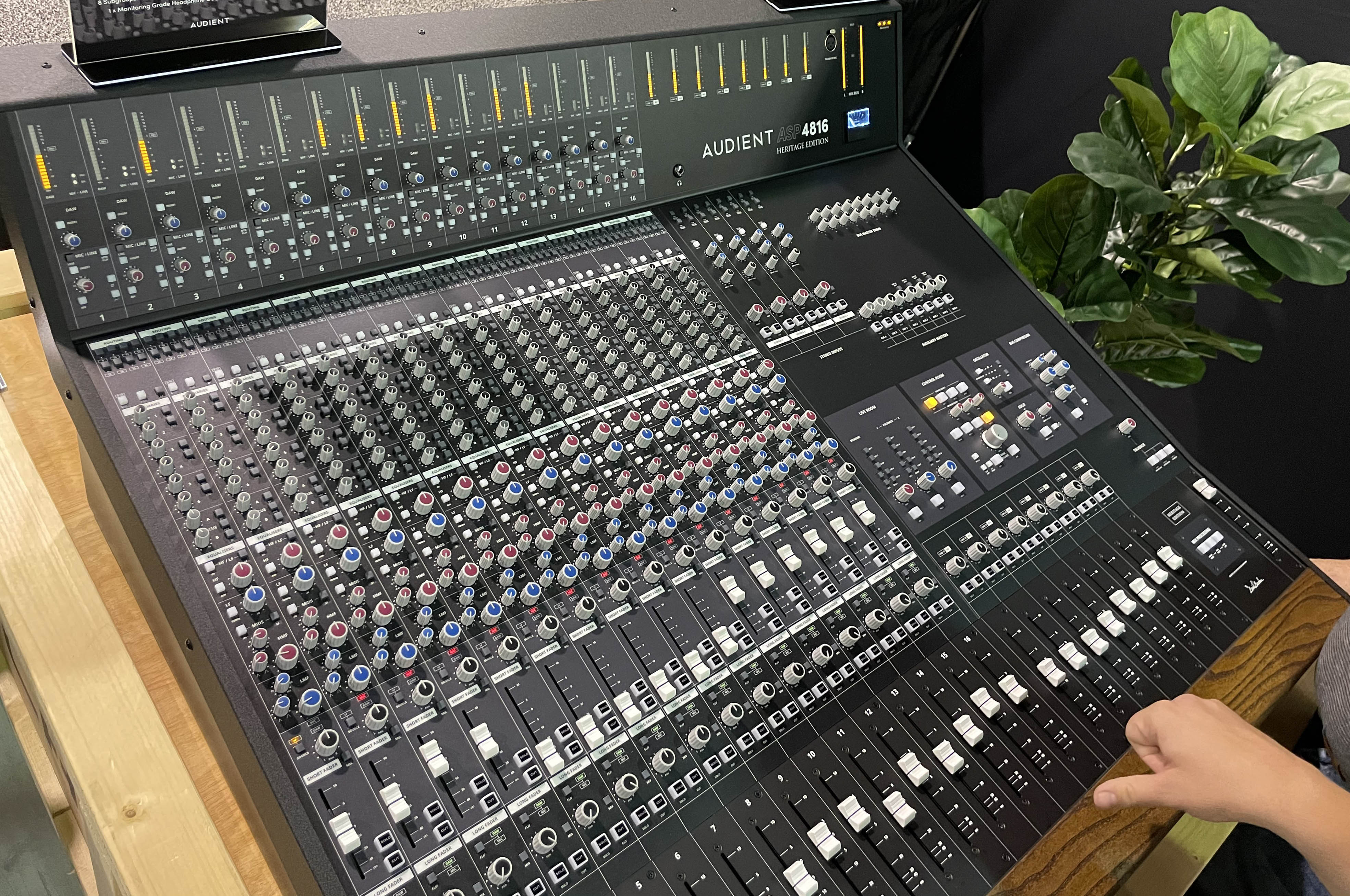 Heritage Edition of the ASP4816 console
