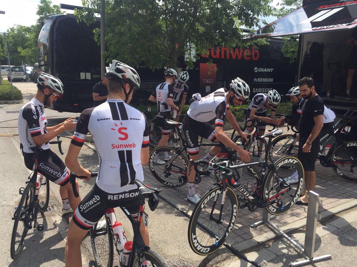 The Sunweb riders gathering pre-ride