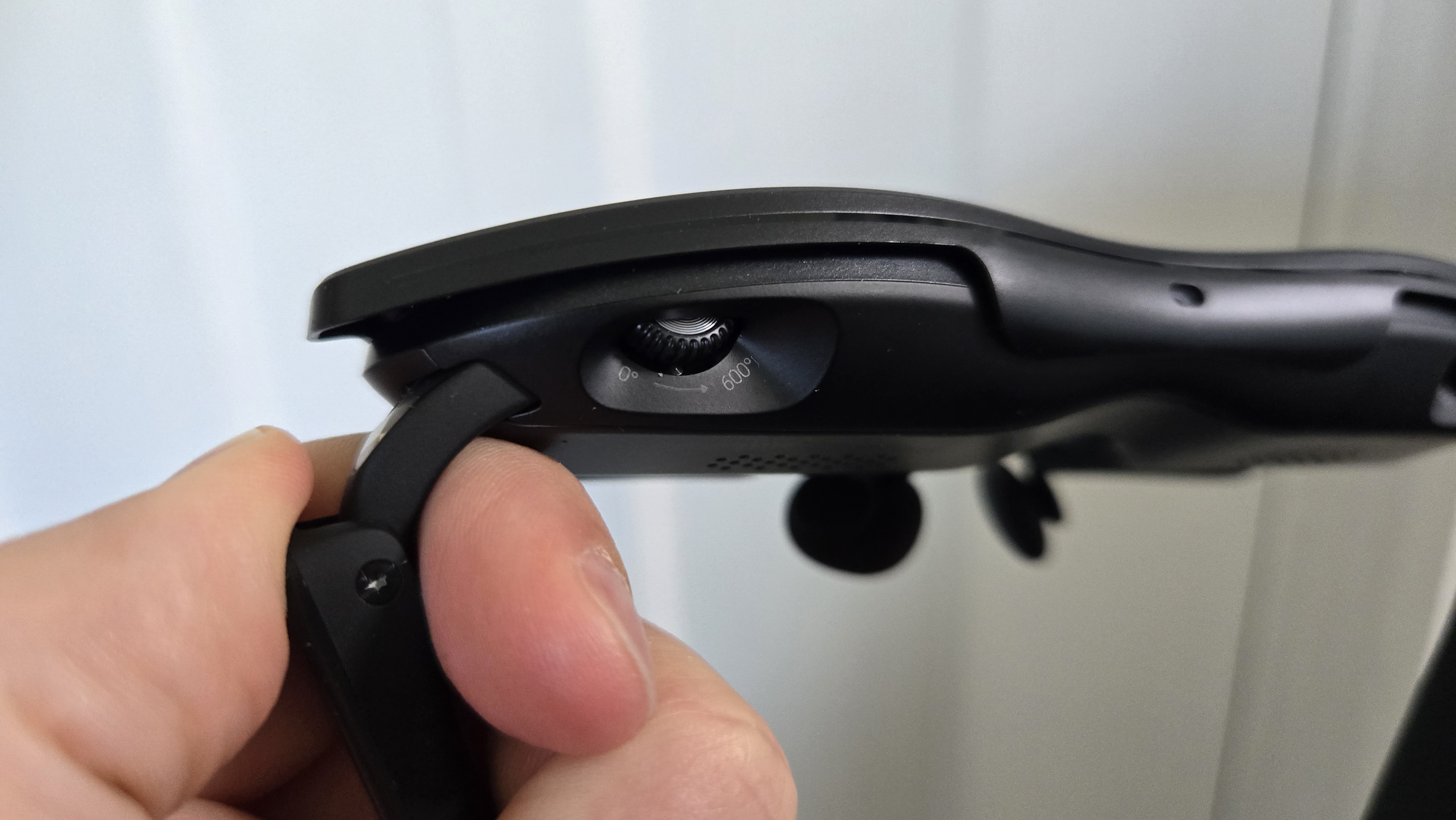 The Rokid Max 2 smart glasses