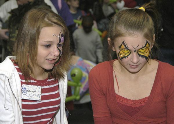 halloween-mask-allergens