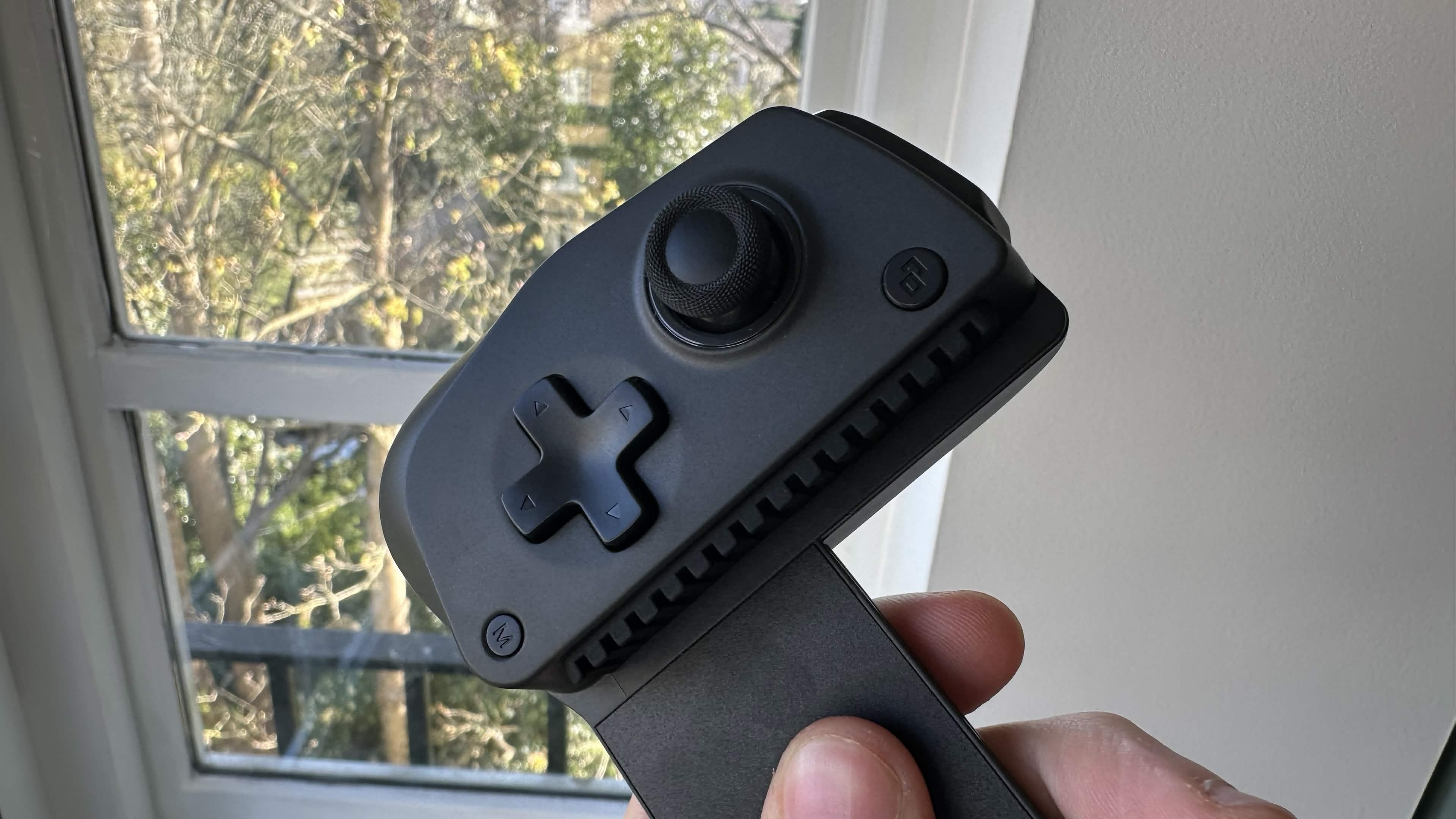 A close up of the left hand side of the GameSir X5s