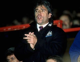 UNITED KINGDOM - OCTOBER 29: FUSSBALL: englische Liga NEWCASTLE UNITED 29.10.94, Trainer Kevin KEEGAN (Photo by Mark Sandten/Bongarts/Getty Images)