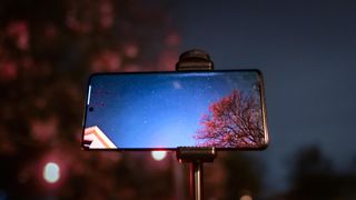 OnePlus 12 being used for astrophotography.