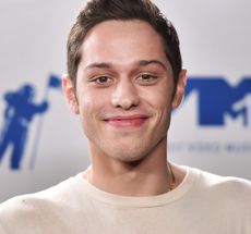 Pete Davidson poses in the press room during the 2017 MTV Video Music Awards at The Forum on August 27, 2017 in Inglewood, California
