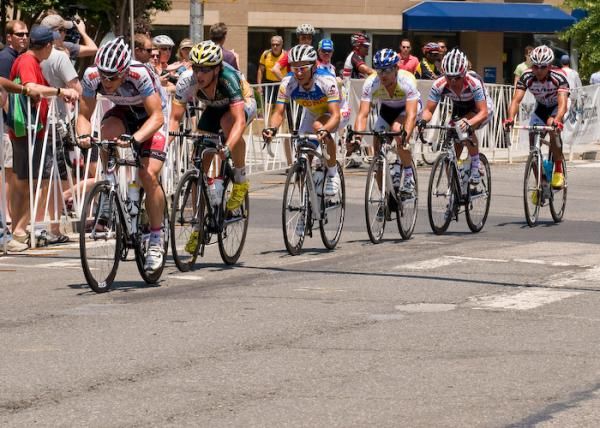 This six-man break would go on to lap the field.