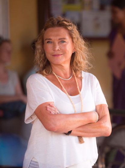 Amanda Redman 