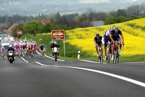 The French team forced several breakaways