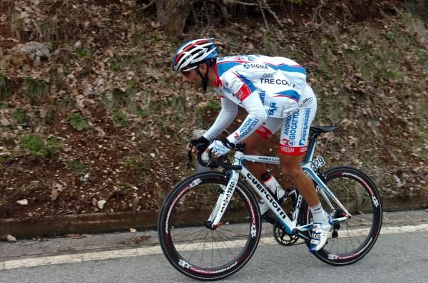 Alberto Loddo (Androni Giocattoli) out of the saddle