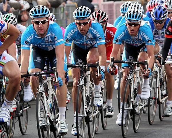 The Milram train was there but had a few gaps at the end, due to the nervous finale.