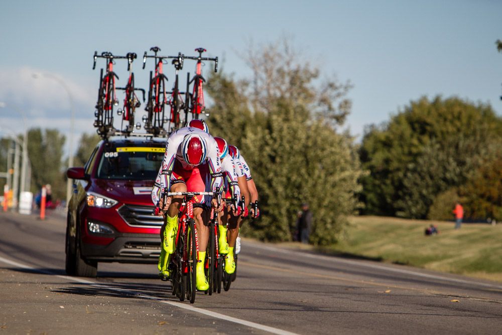 Team Katusha kept a tight pace line going to fight the wind