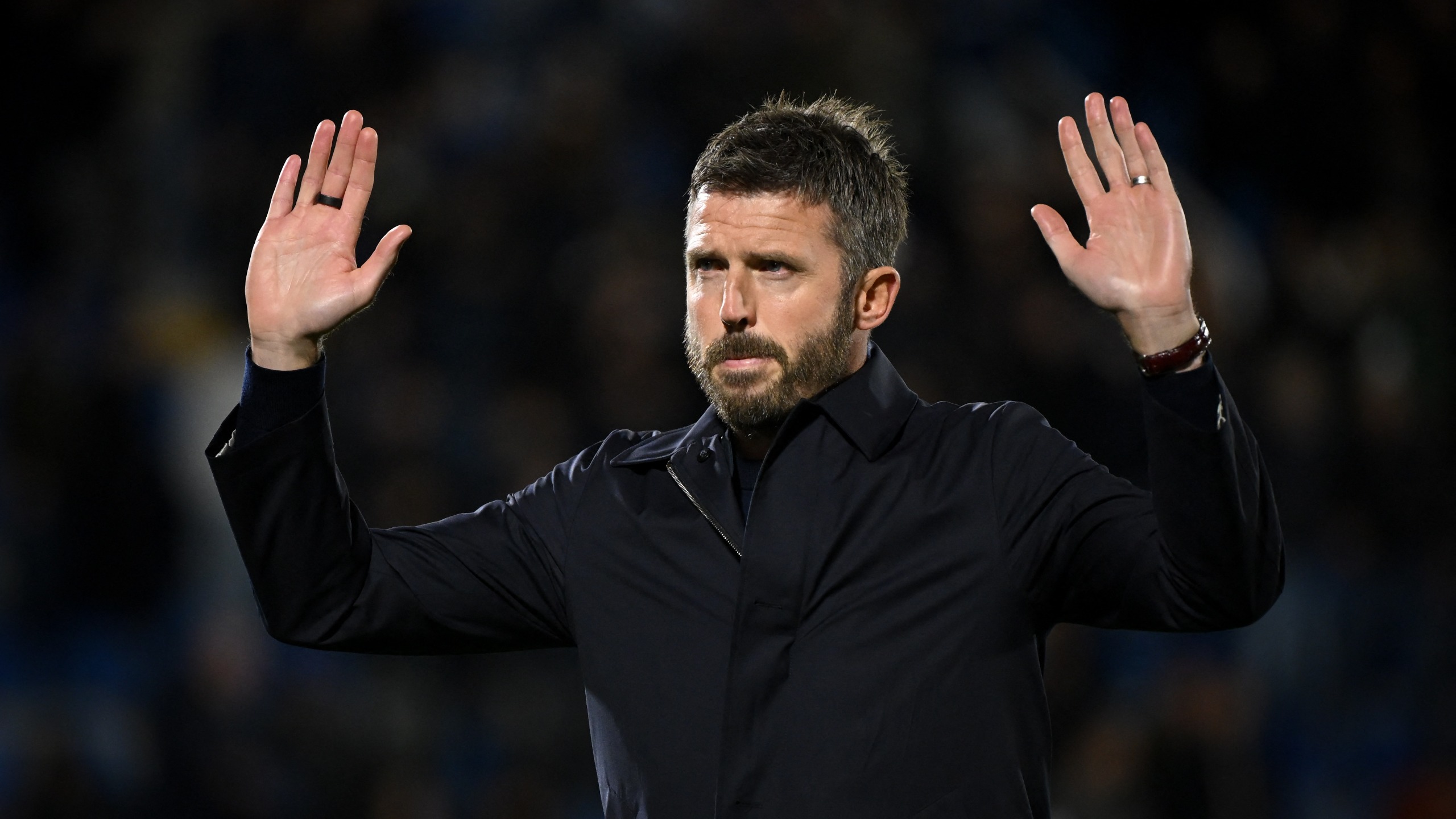 Manchester United's English coach Michael Carrick reacts after losing the UEFA Champions League, league phase matchday 3, football match between Como 1907 and Manchester United