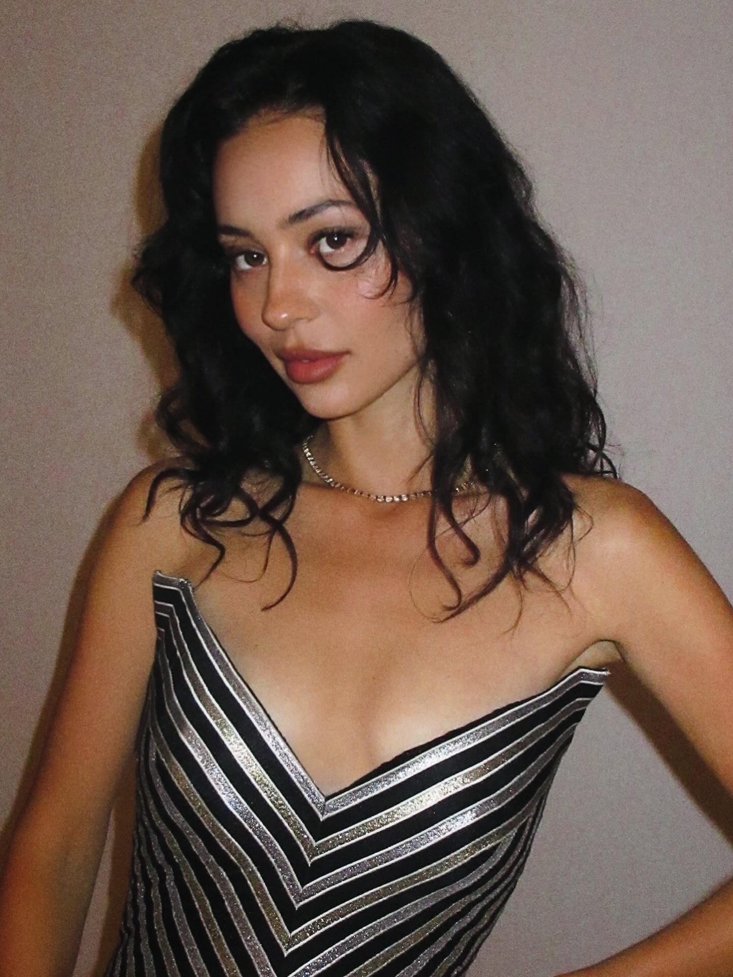 Alexa Demie with mid-length hairstyle