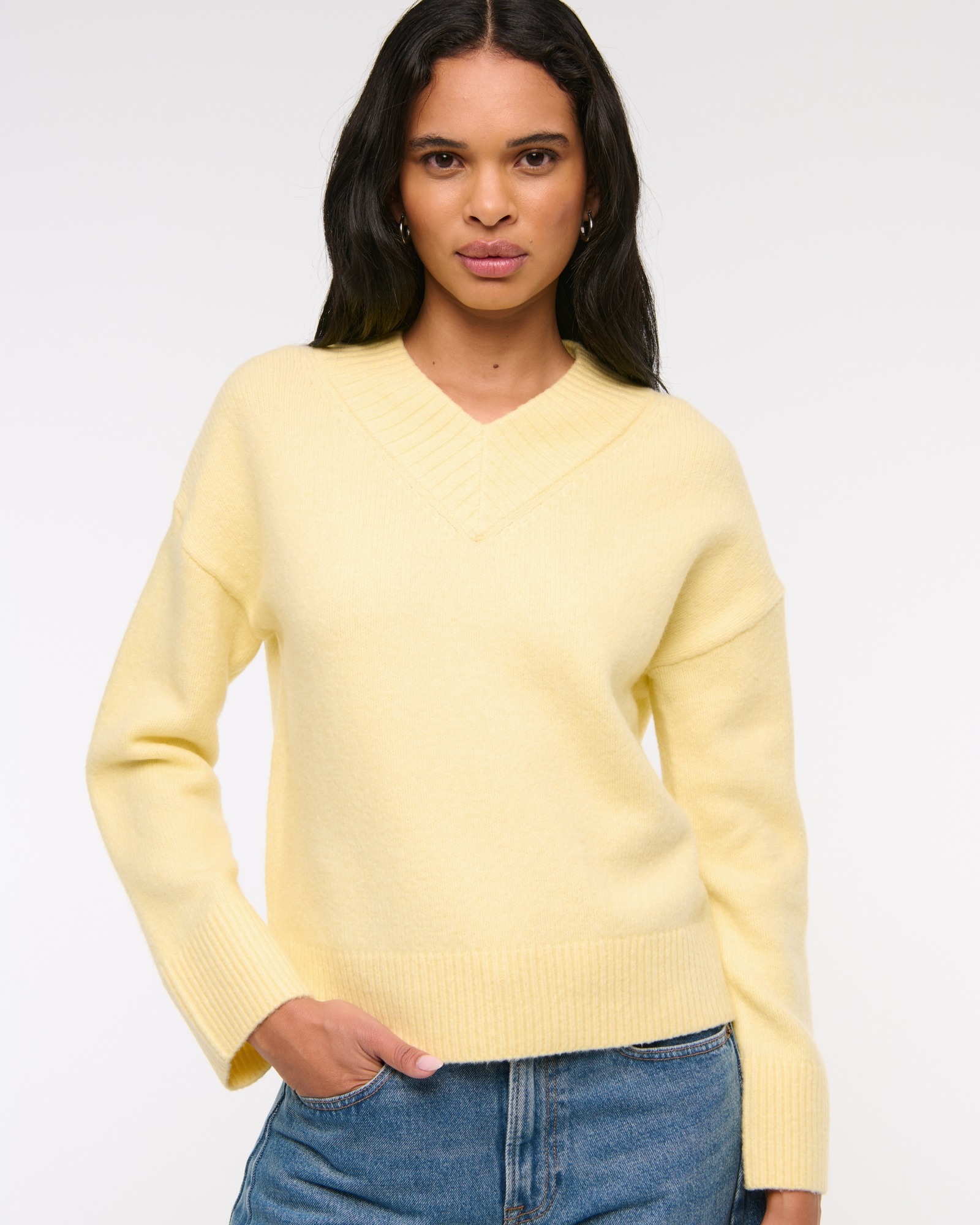 abercrombie 
fitch, High V-Neck Sweater