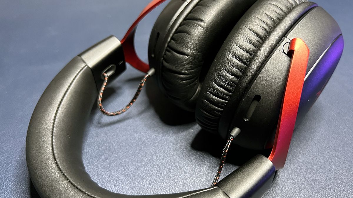 HyperX Cloud III Wireless