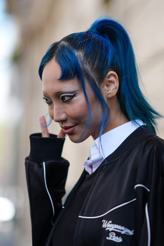 PFW guest with blue hair