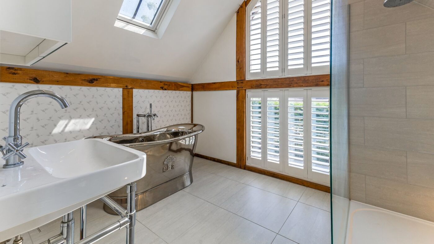 Guildenhurst-Stud-Savills-10-e1754911905345.jpg