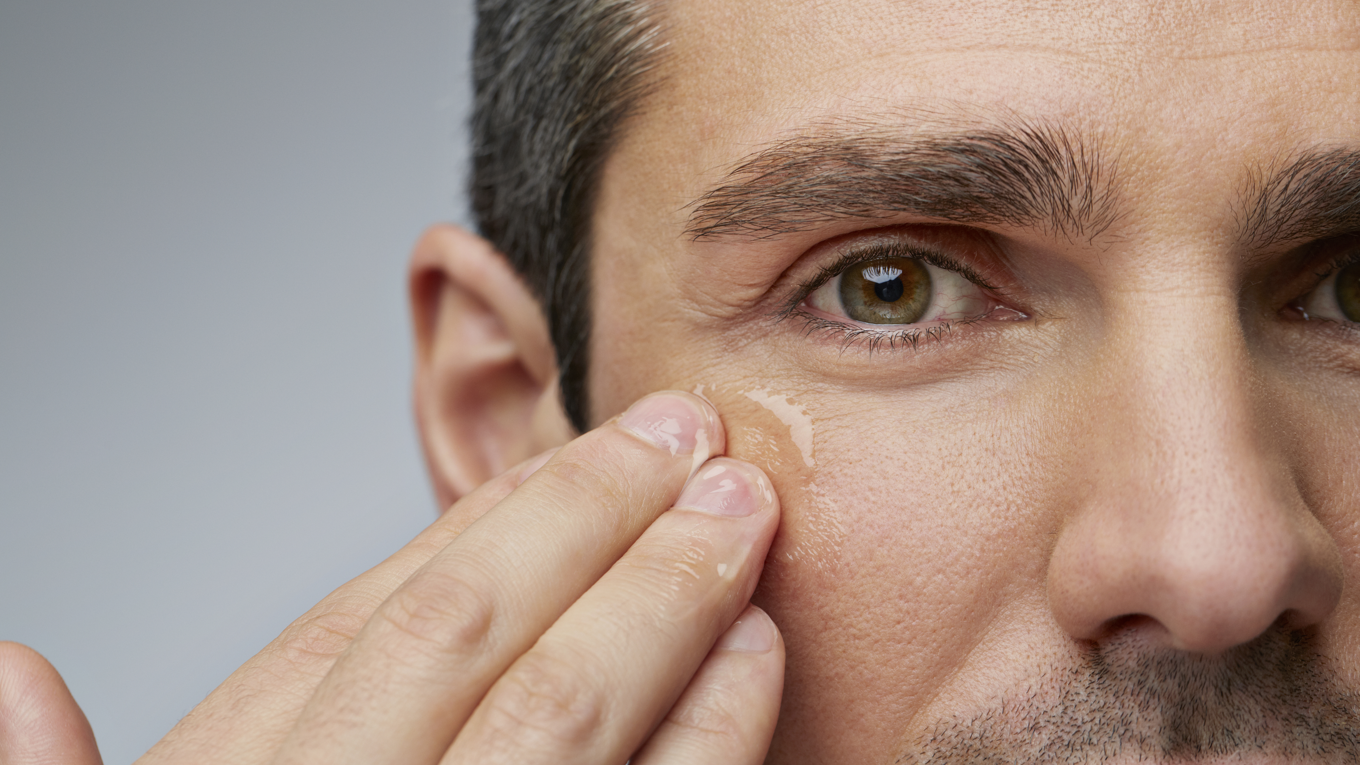 I Tried This Dr. Brandt Eye-De-Puffing Gel and I Magically Stopped Looking  Like a Raccoon with a Hangover